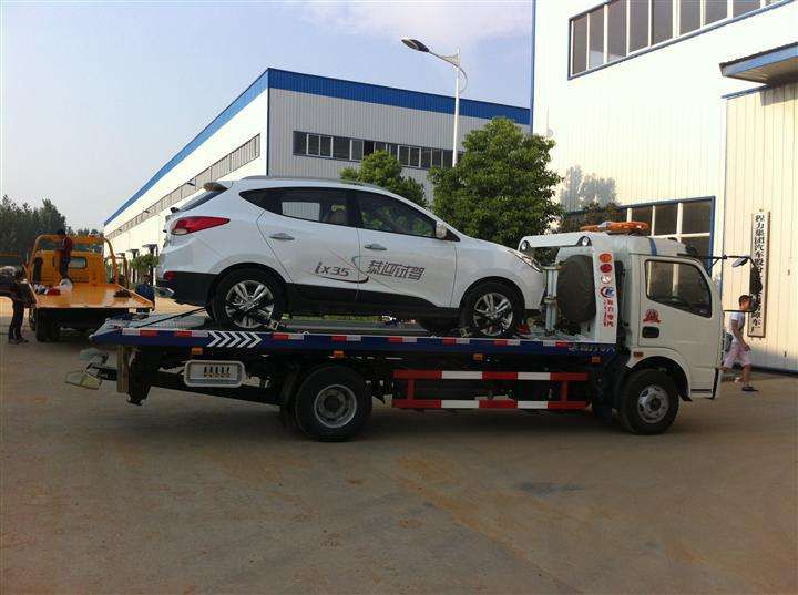 道路拖车案例